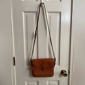 Vintage DB Brown Duck All Weather Texture Leather Shoulderbag Crossbody